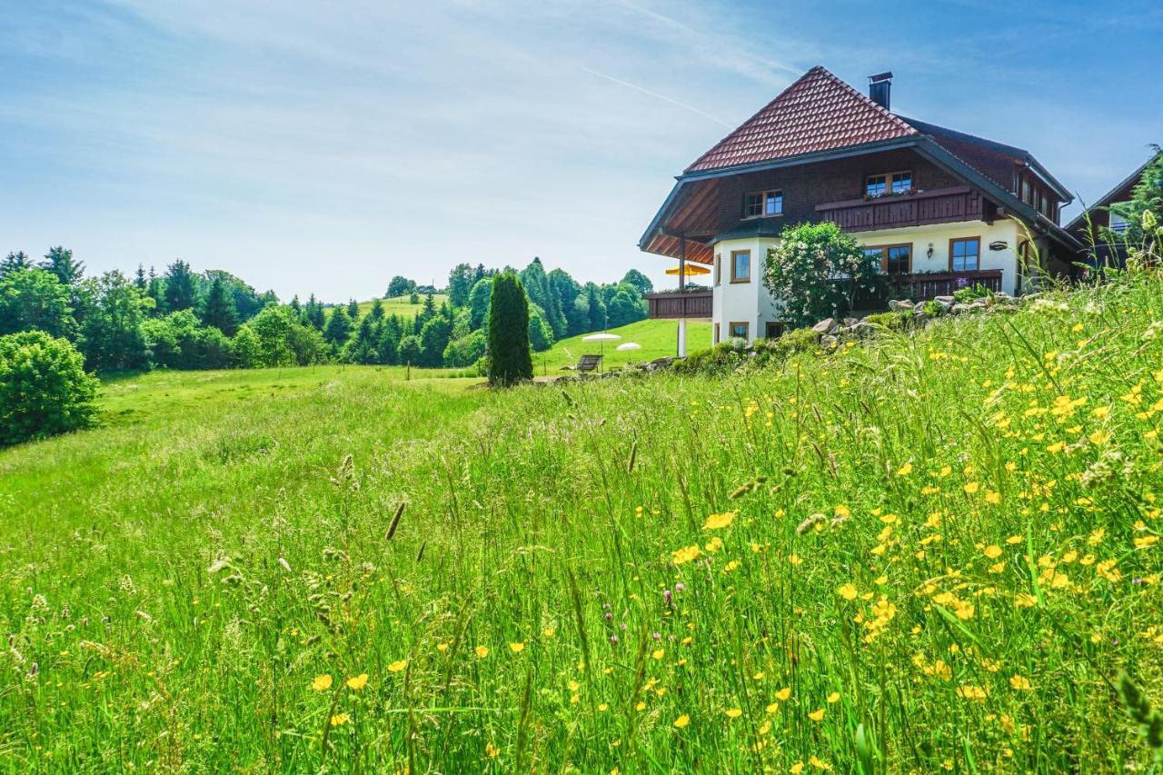 Hubertus Lodge Ibach Esterno foto